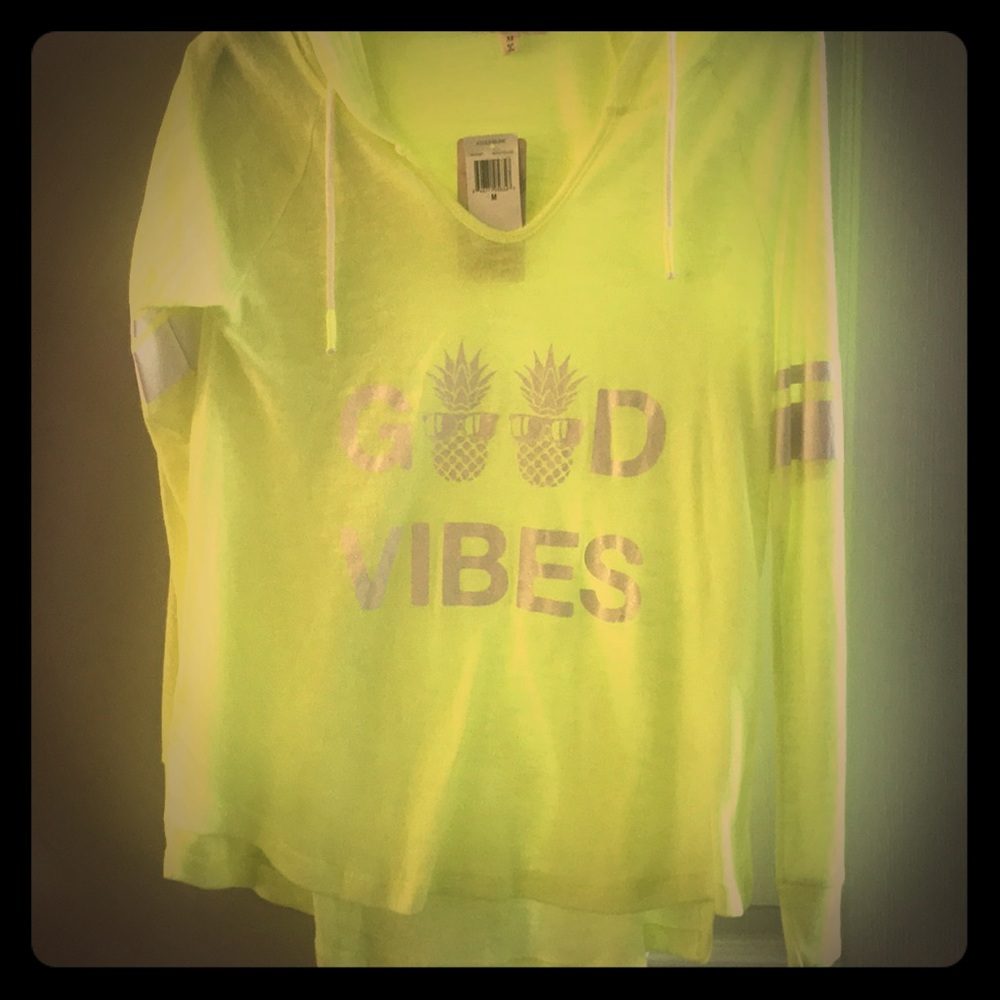 “Good Vibes” thin long sleeve shirt with hood